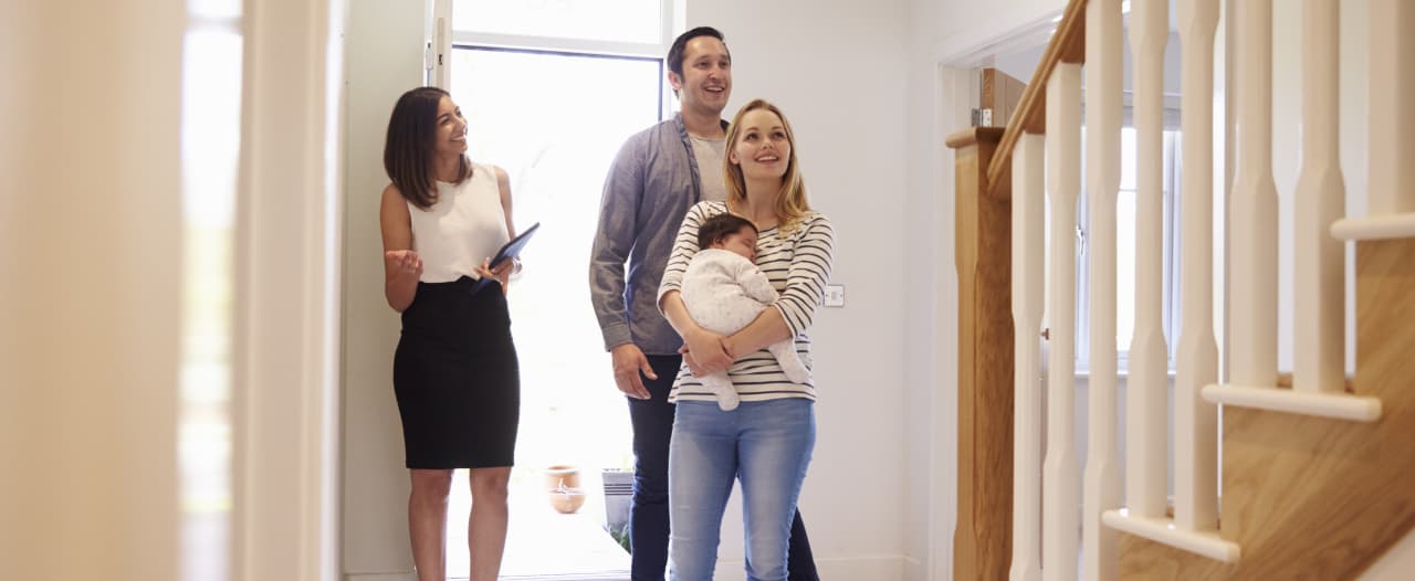 The Hard Questions You Should Be Asking at House Viewings