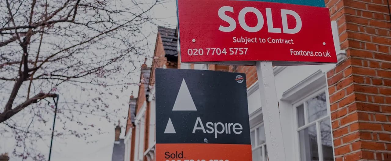 Why Are Landlords Selling Up Their Properties in Great Britain?